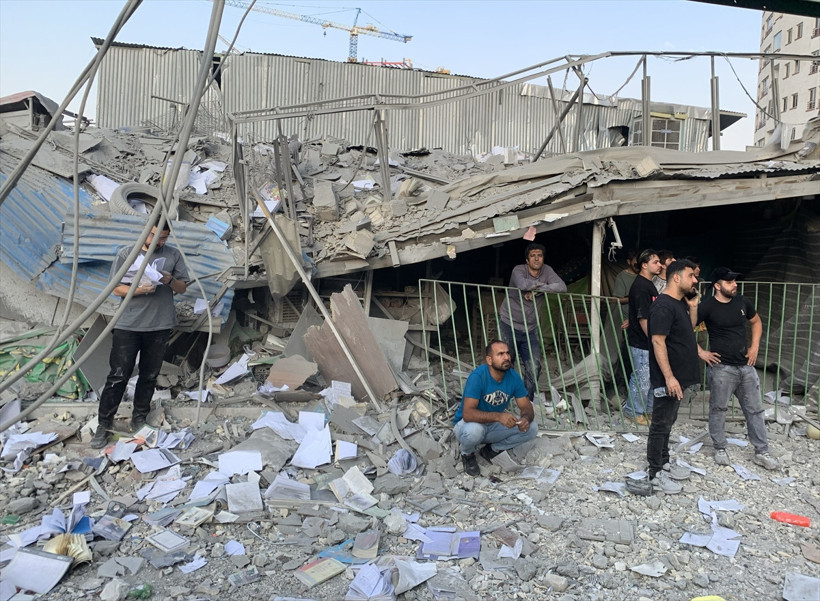 İsrail gece yarısı Tahranı vurdu! Orta Doğu'yu karıştıracak saldırı. Nükleer tesis hedef alındı - Resim : 2