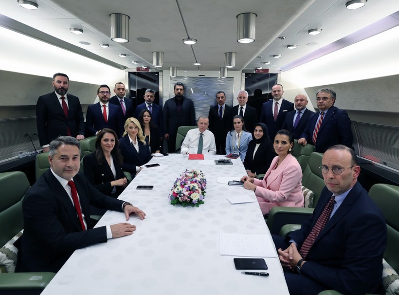 Cumhurbaşkanı Erdoğan'dan adaylık açıklaması! 'Tuzak' diyerek karşı çıktı. Devlet Bahçeli'ye anlamlı teşekkür