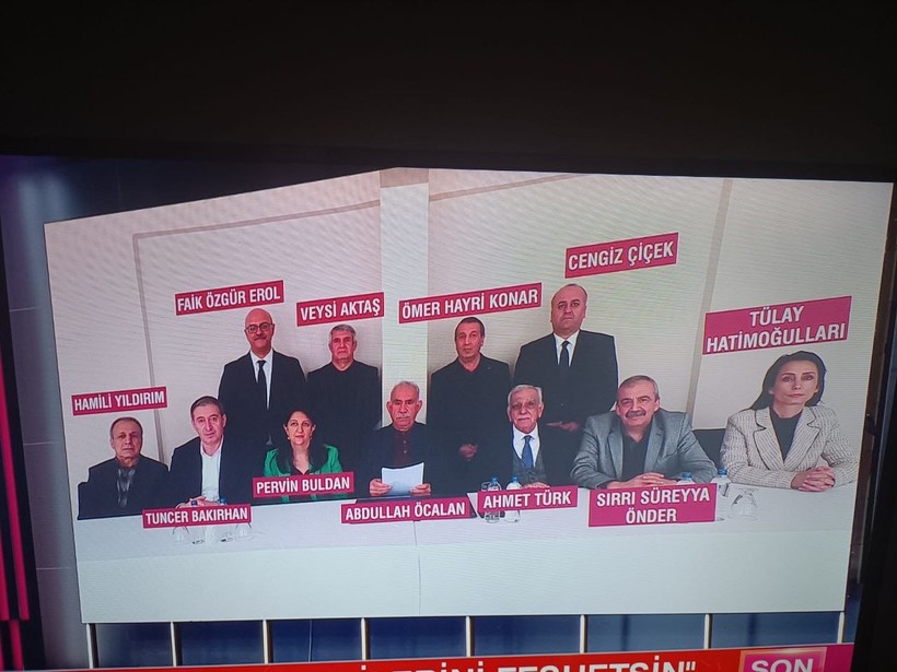 Abdullah Öcalan'ın Yanındaki O 3 Kişi Kim?