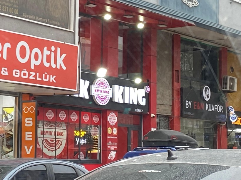 Kocaeli'nde döner faciası! Hastaneye başvuranların sayısı 300'den 648’e çıktı. 2 kişi tutuklandı