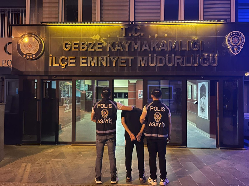 Kocaeli’de otobüste iğrenç olay! O anlar cep telefonuna kaydedildi - Resim : 2