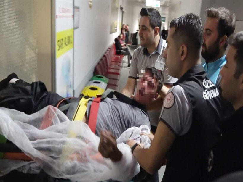 Gençler bıçakla dehşet saçtı!