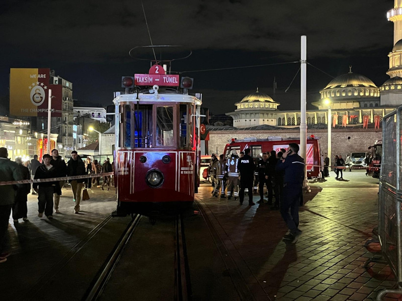 Taksim'de nostaljik tramvayda yangın panik yarattı - Resim : 3