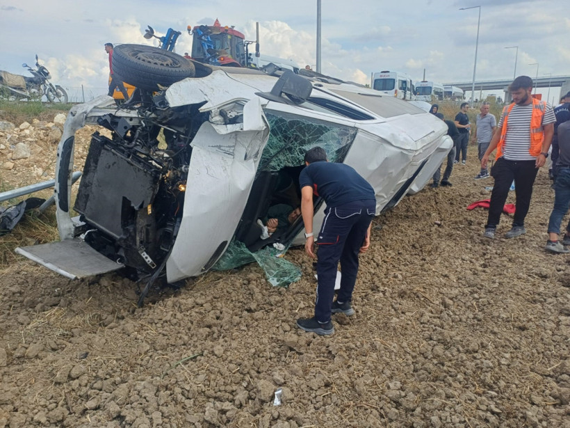 Hava yolu firmasına ait minibüsün feci kazası! Çok sayıda yaralı var - Resim : 2