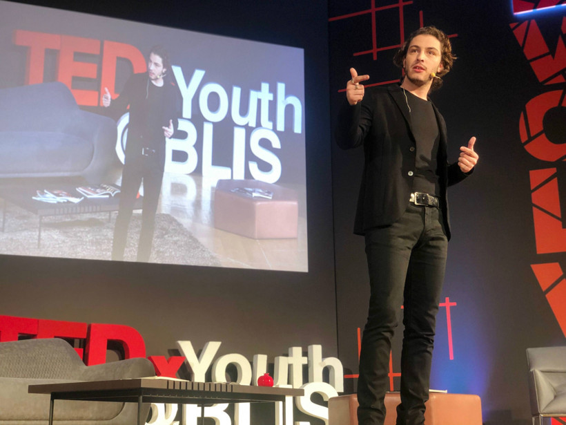 Boran Kuzum, TEDx konferansında kariyer yolculuğunu paylaştı! - Resim : 2