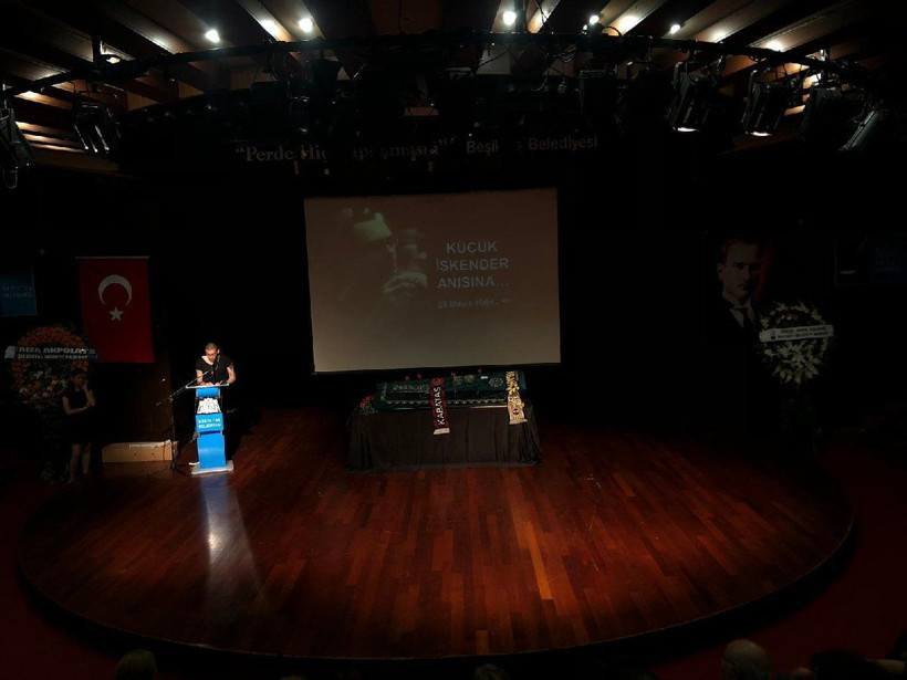 Küçük İskender’e veda - Resim : 2