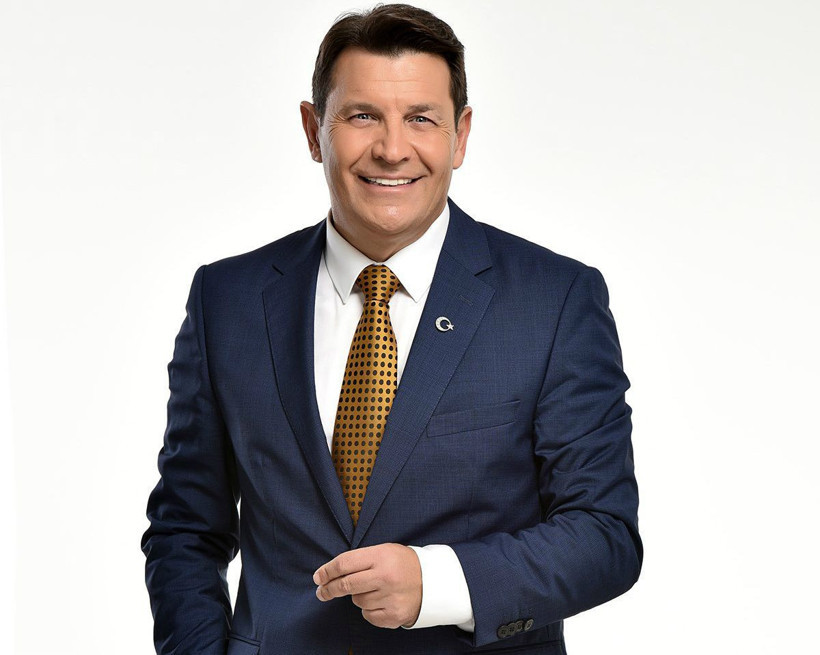 NTV'de flaş ayrılık! Hangi ünlü ekran yüzüyle yollar ayrıldı?