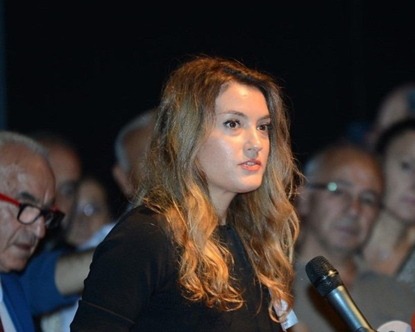 Türk sinemasının efsanesi Tarık Akan uğurlandı - Resim : 2