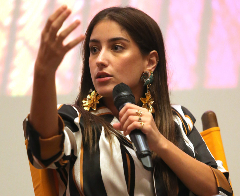 Hazal Kaya'ya büyük sürpriz! Gözyaşlarını tutamadı - Resim : 3