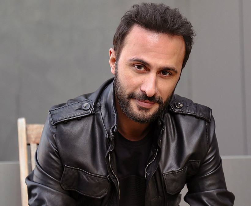 Hangi ünlü oyuncu Seksenler'de rol alacağını açıkladı?