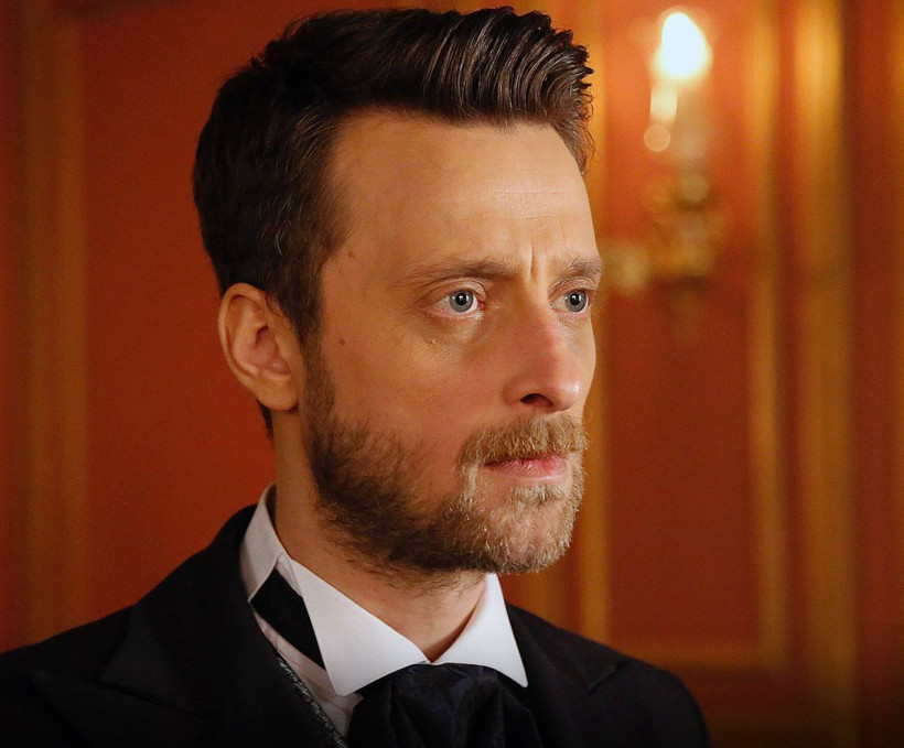 Payitaht Abdülhamid kadrosuna hangi ödüllü oyuncu katıldı?