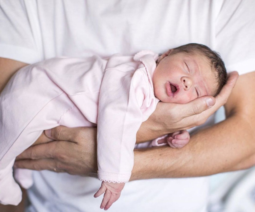 Kızlarının fotoğrafını ilk kez paylaştılar! - Resim : 2