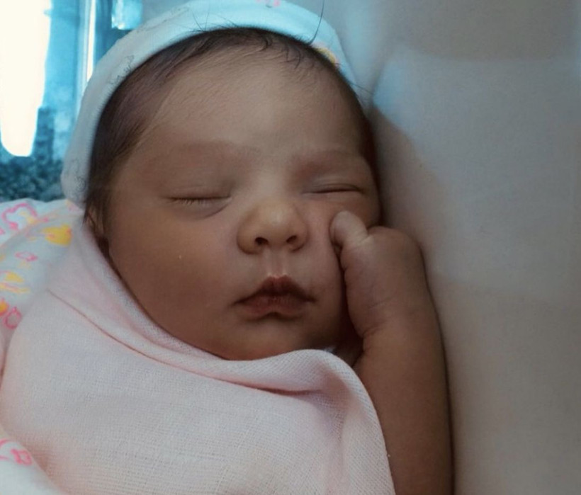 Kızlarının fotoğrafını ilk kez paylaştılar!