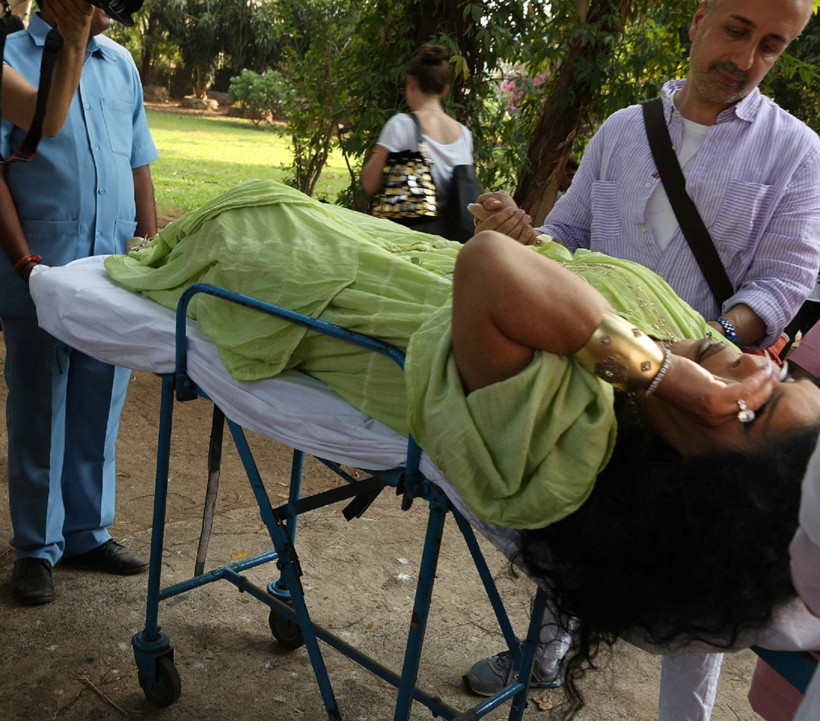 Bülent Ersoy'u yılan ısırdı! Sağlık durumu nasıl?