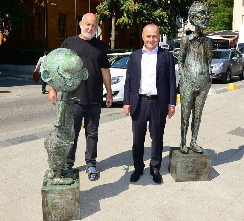 Avanak Avni ve Oğuz Aral Kadıköy’de