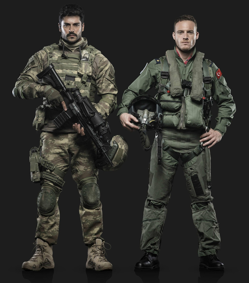 Burak Özçivit ve Kerem Bürsin'in filminden ilk kare