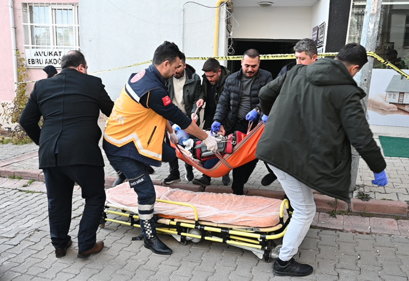 Kırıkkale'de vahşet! Gelinini yaralayıp, kız kardeşini öldürdü