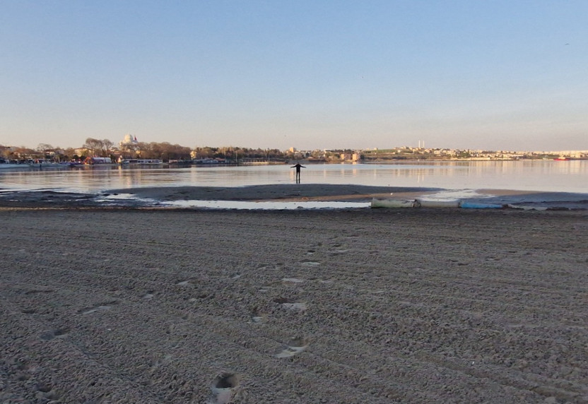 Metrelerce çekildi... Bir kentte tedirgin eden görüntü!