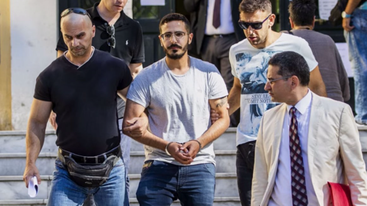 Tinder Avcısı filmi gerçek mi kurgu mu? Tinder Avcısı konusu ne? Simon Leviev kimdir?