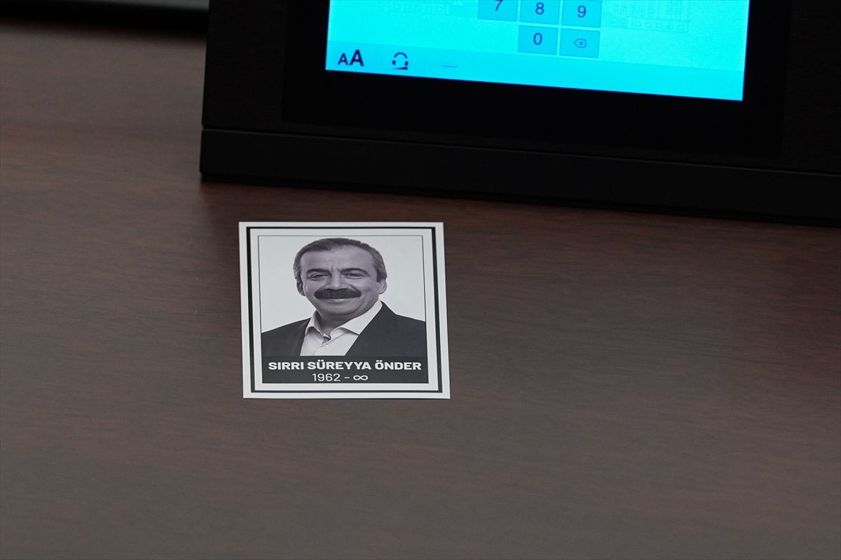 Sırrı Süreyya Önder'in ölümündeki sır! 8 Haziran detayı ortaya çıktı. AK Parti vasiyetini yerine getirdi